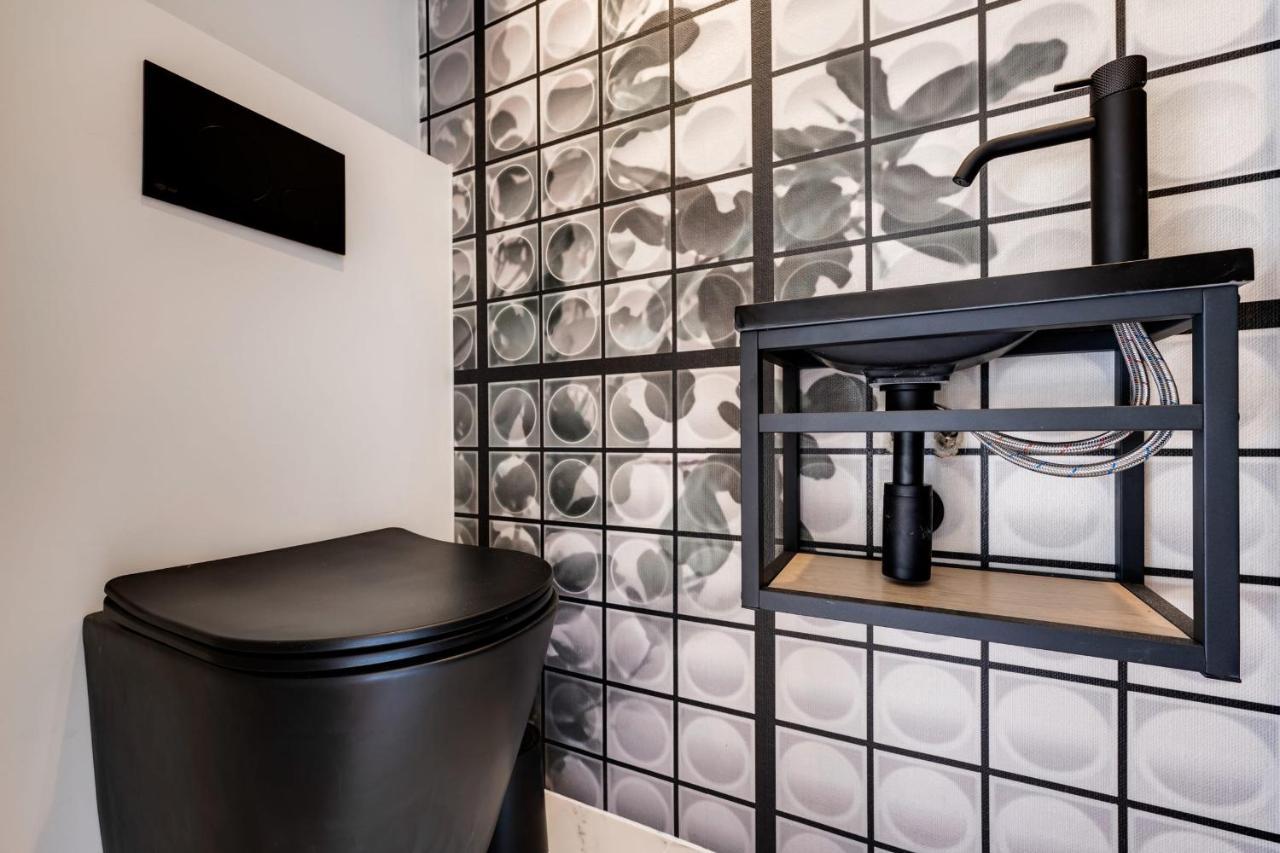 La Petite Suite - T1 In Duplex In The City Center Annecy Bagian luar foto